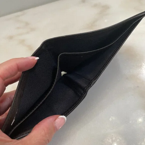 Tommy Hilfiger Men's Classic Logo Bifold Dark Brown Leather Wallet - Picture 7 of 13